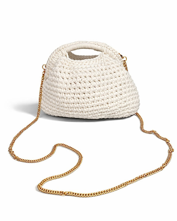 Borsa Intrecciata Bianca con Catena Oro – Mini Bag Elegante a Mano & Tracolla