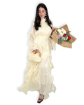 Abito Lungo in Organza Avorio con Balze Romantiche e Maniche Velate