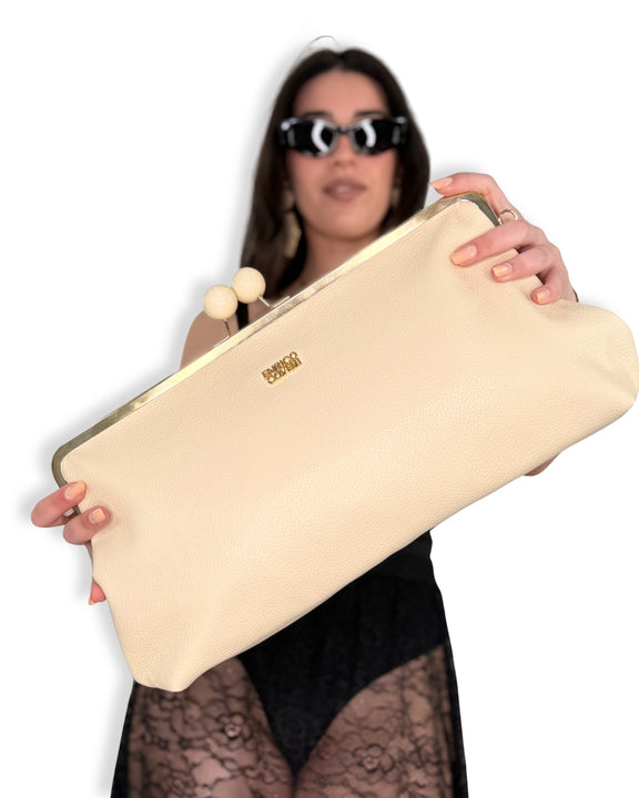 Clutch Maxi Beige con Chiusura Gioiello