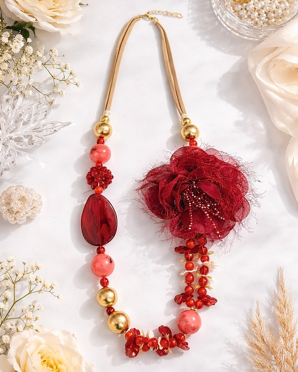 Collana Statement con Fiore in Tessuto