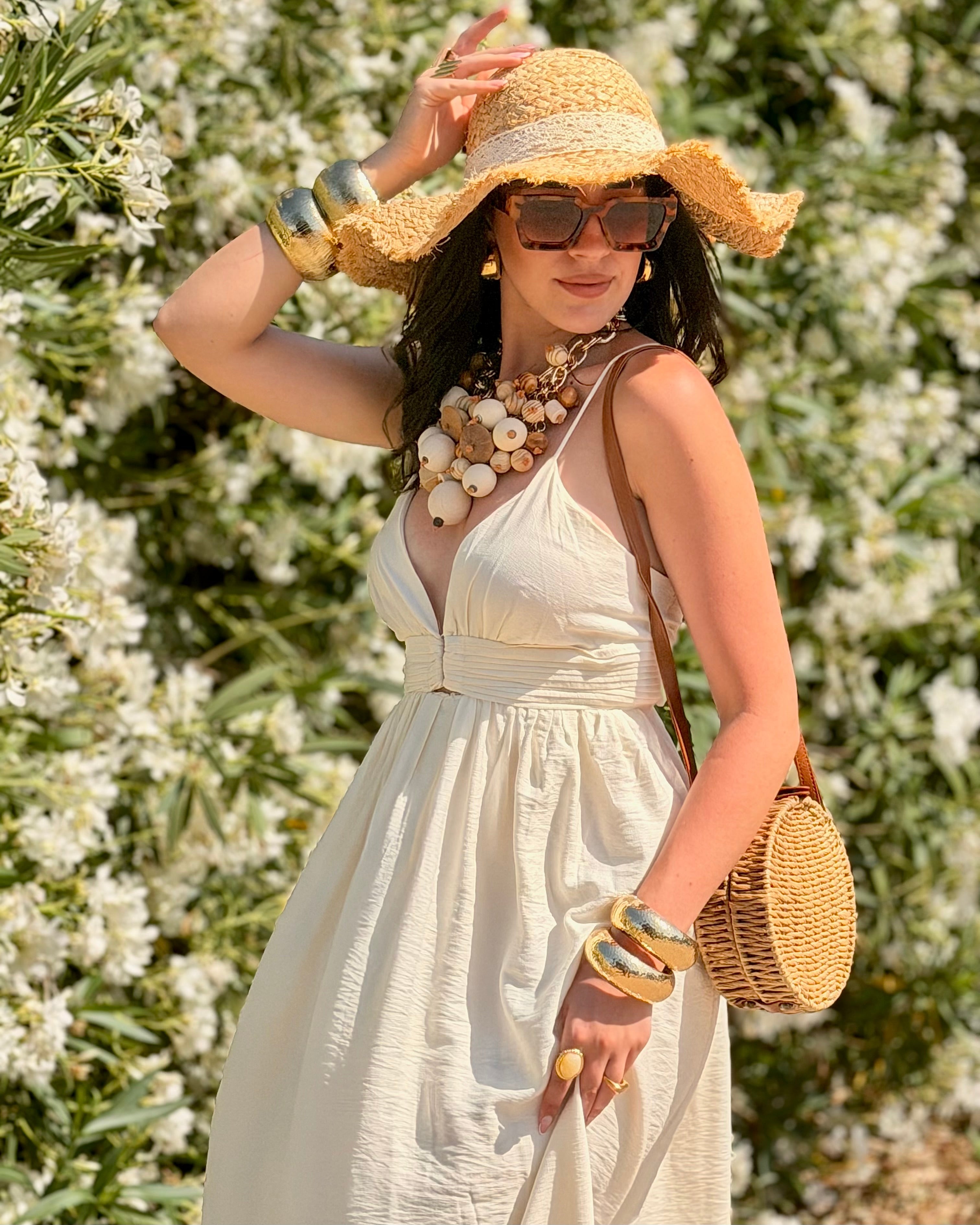 Cappello in Paglia con Fascia in Pizzo