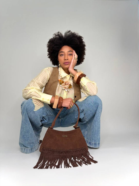 Borsa a Spalla in Ecopelle Marrone con Frange – Stile Boho Chic