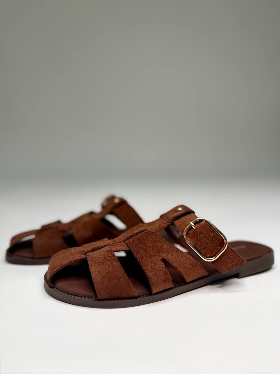 Sandali Flat con fibia – Design minimal Chic Estivo