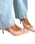 Décolleté Slingback con Logo Gioiello
